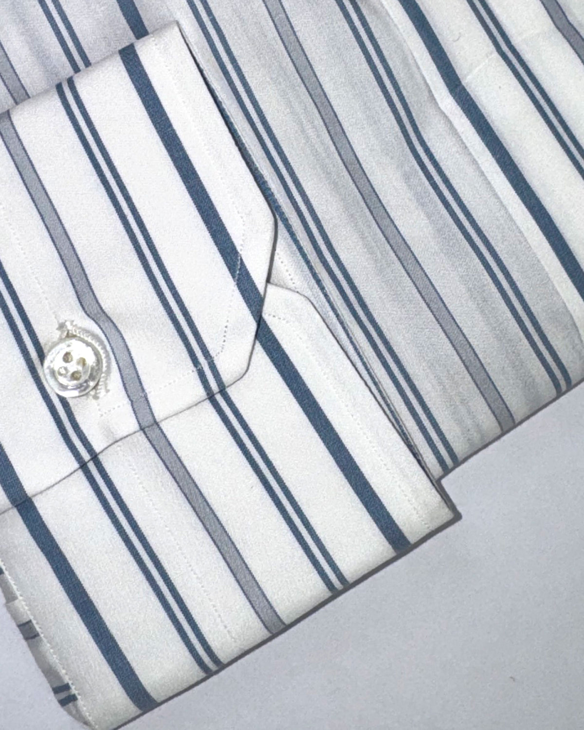 Isaia Shirt White Slate Blue Gray Stripes 39 - 15 1/2