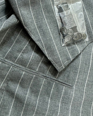 Cesare Attolini Suit Gray Stripes Peak Lapel EU 56/ US46