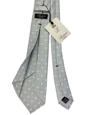 medallion tie