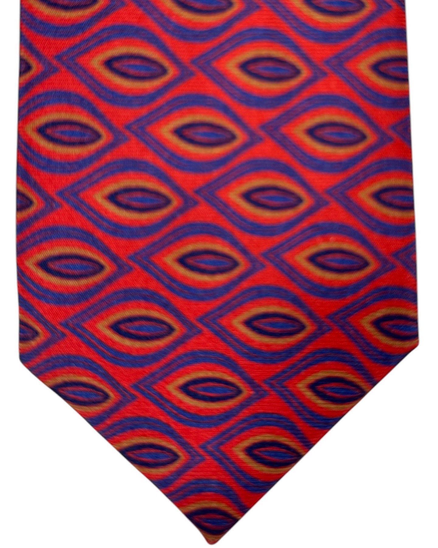 Kiton Tie
 - Sevenfold Construction