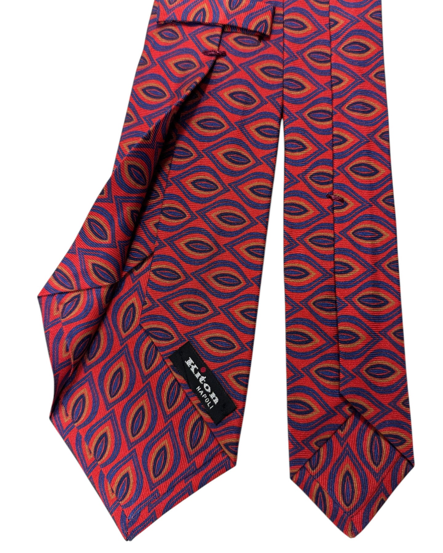 Kiton Tie
 - Sevenfold Construction