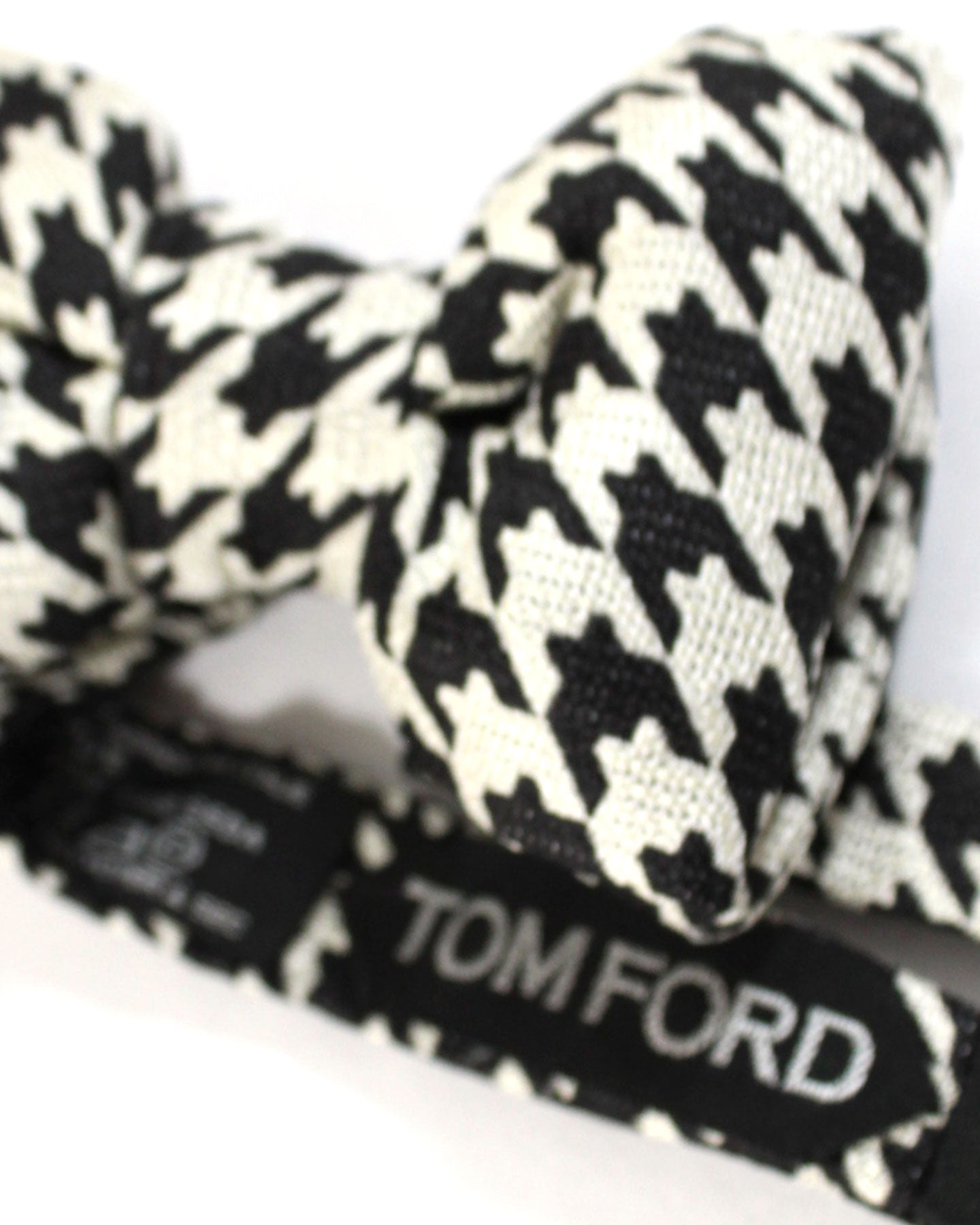 Tom Ford Silk Bow Tie White Black Houndstooth