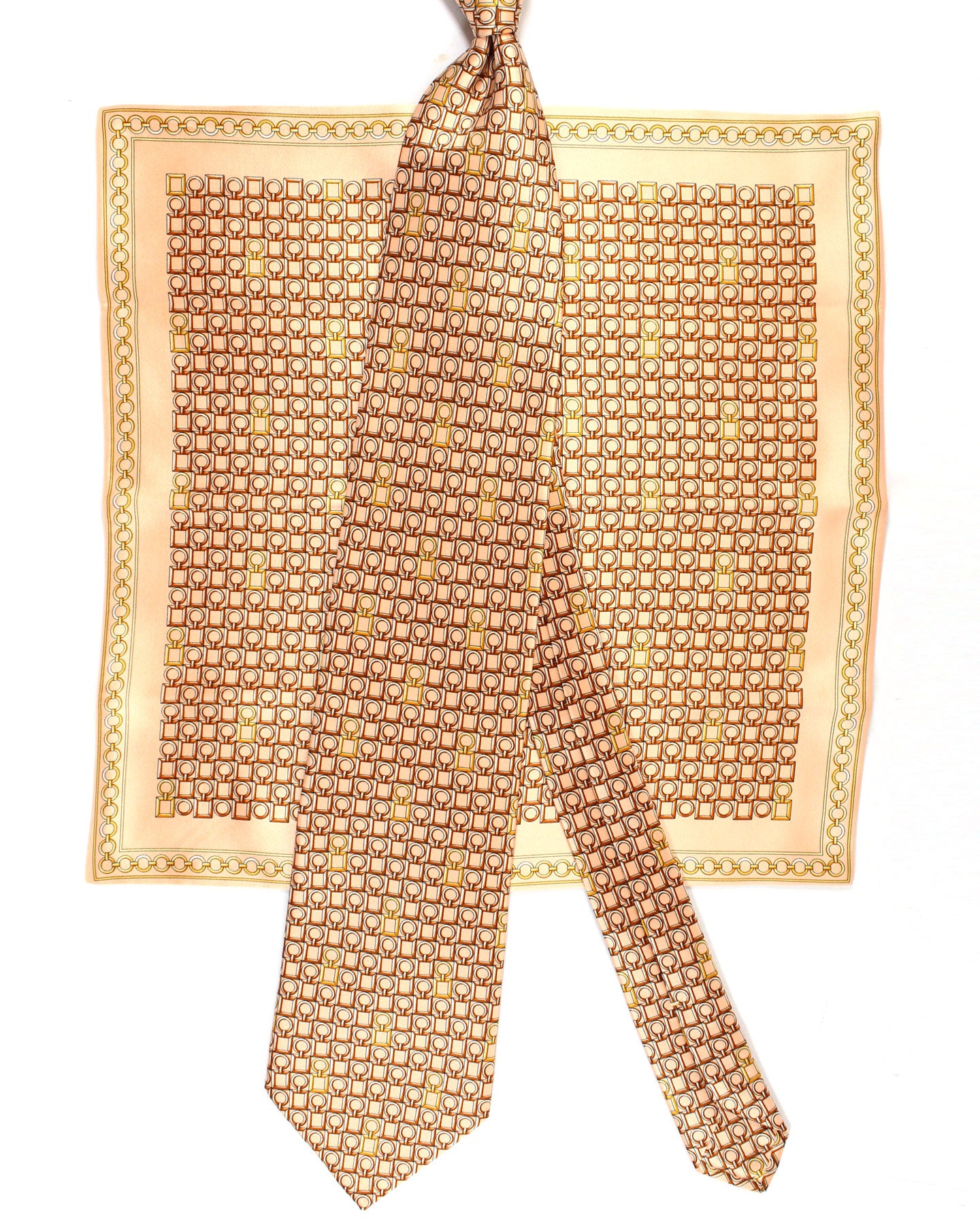 Zilli Silk Tie & Matching Pocket Square Set Pink Geometric Design