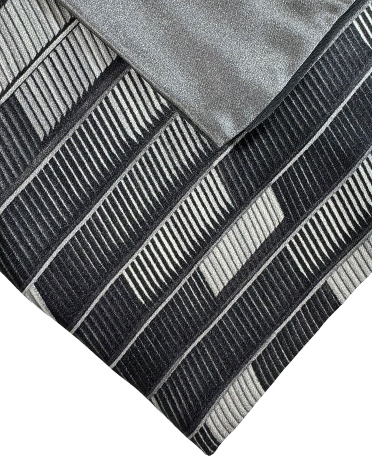 Zilli Silk Tie & Pocket Square Set Black Gray Stripes Design