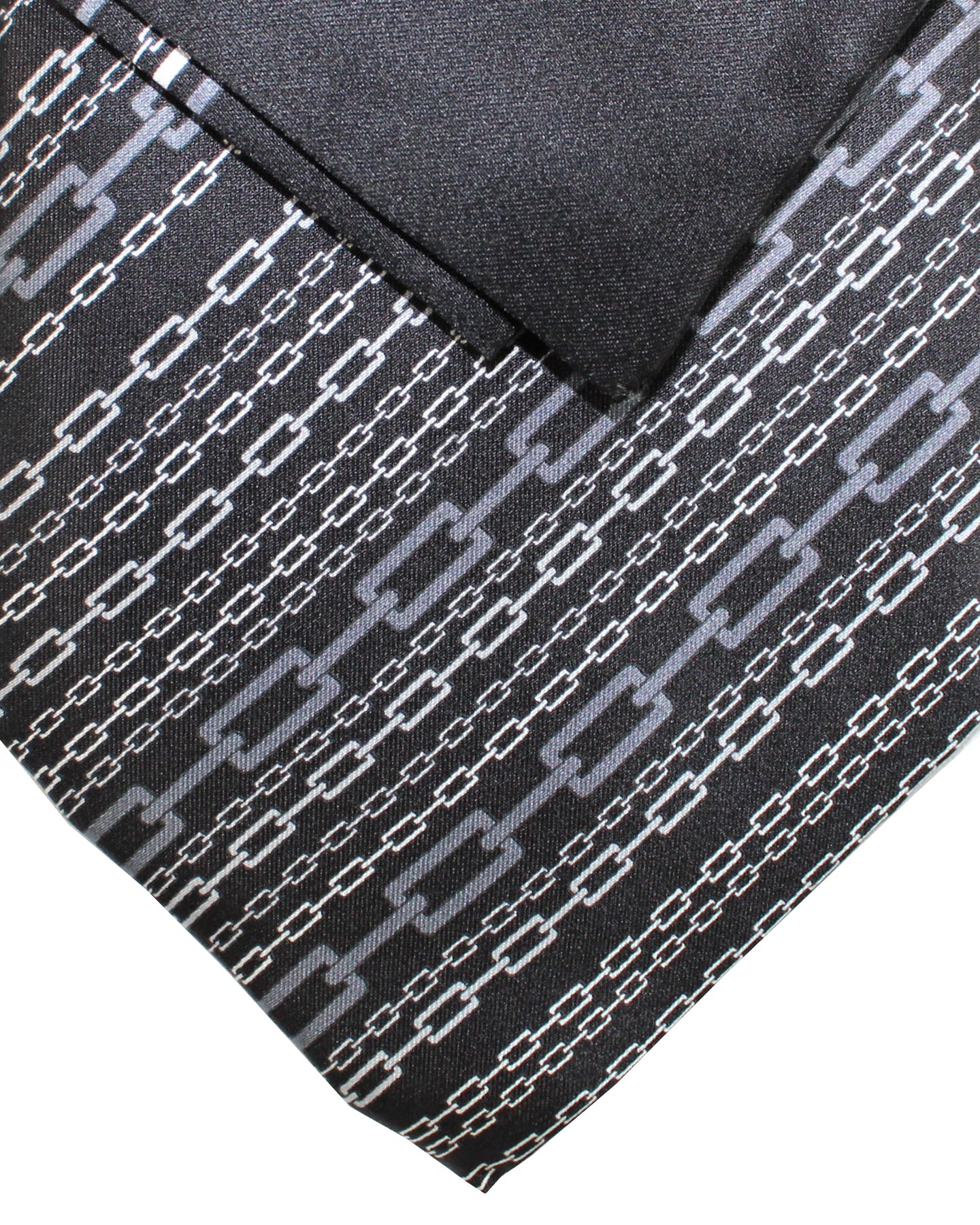 Zilli Silk Tie & Matching Pocket Square Set Black Gray Silver Chains